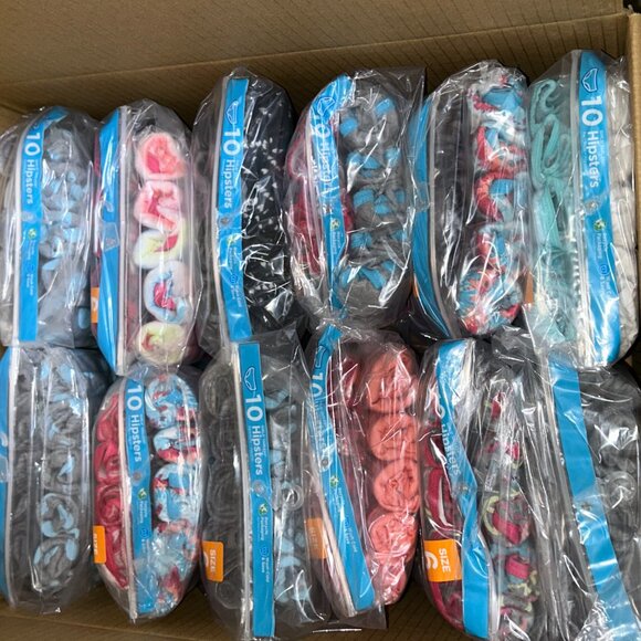 Hanes Girls’ Tagless Hipsters – LOT 76 - 240 pcs – 24 packs (10 ea) – Sz 6 - NEW - Picture 2 of 3